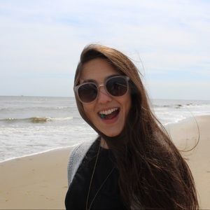 Meet your Posher, Hailey